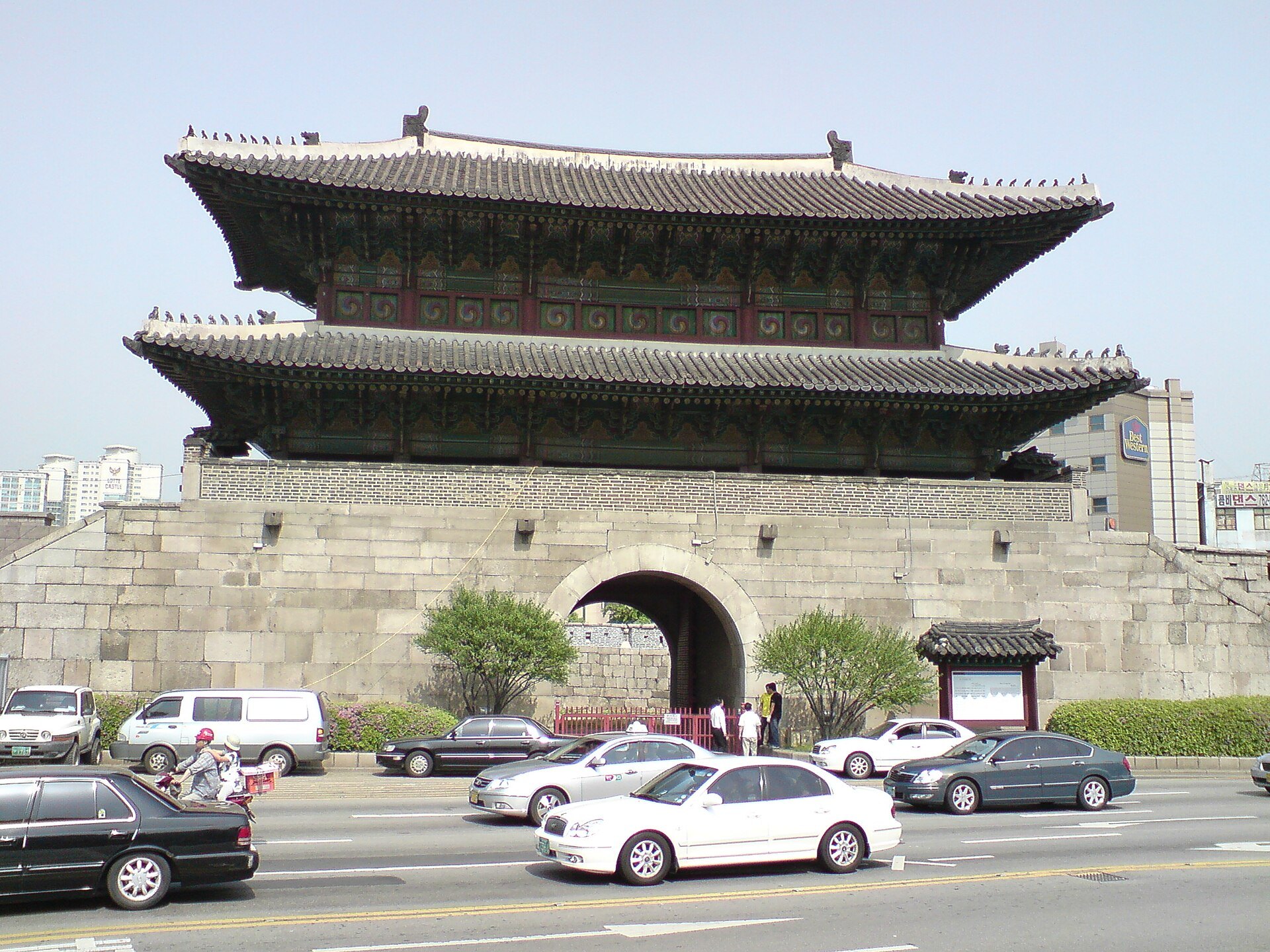 Heunginjimun, the eastern gate, on its island in the middle of the traffic